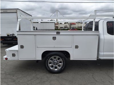 2018 Ford Super Duty F-350 SRW XL Cab & Chassis 4D