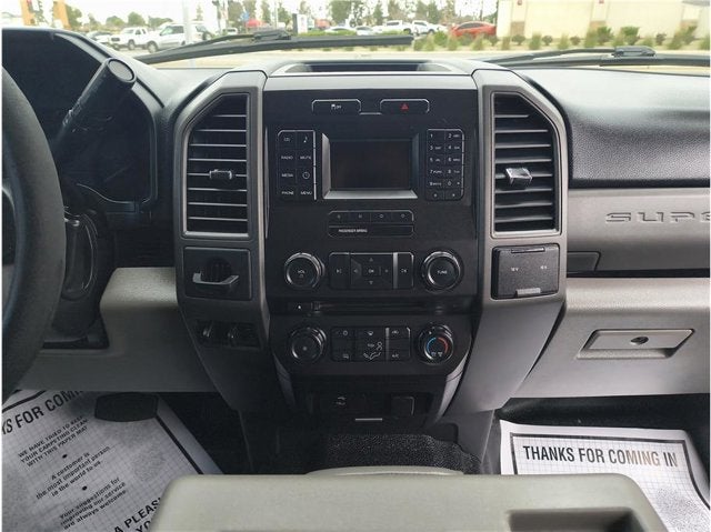 2018 Ford Super Duty F-350 SRW XL Cab & Chassis 4D