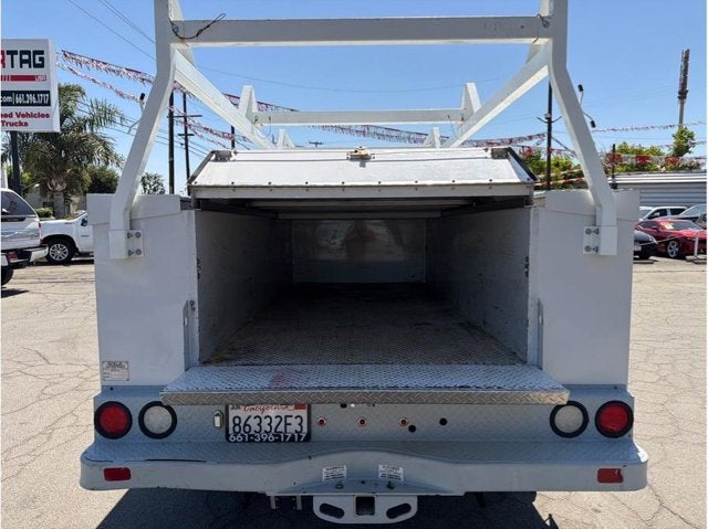 2021 Ford Super Duty F-350 SRW XL Cab & Chassis 4D
