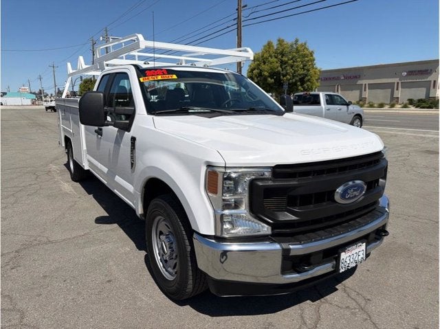 2021 Ford Super Duty F-350 SRW XL Cab & Chassis 4D
