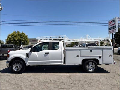 2021 Ford Super Duty F-350 SRW XL Cab & Chassis 4D