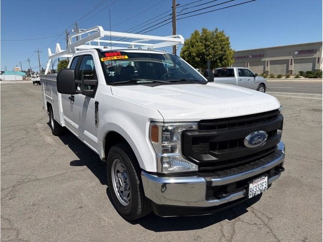 2021 Ford Super Duty F-350 SRW XL Cab & Chassis 4D