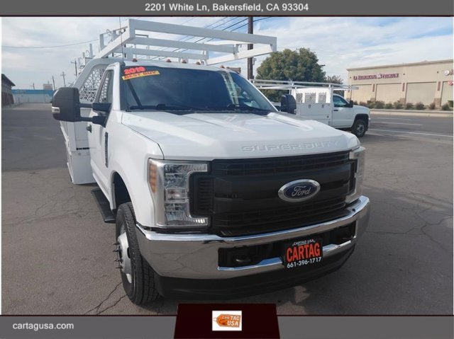 2019 Ford Super Duty F-350 DRW XL Cab & Chassis 2D