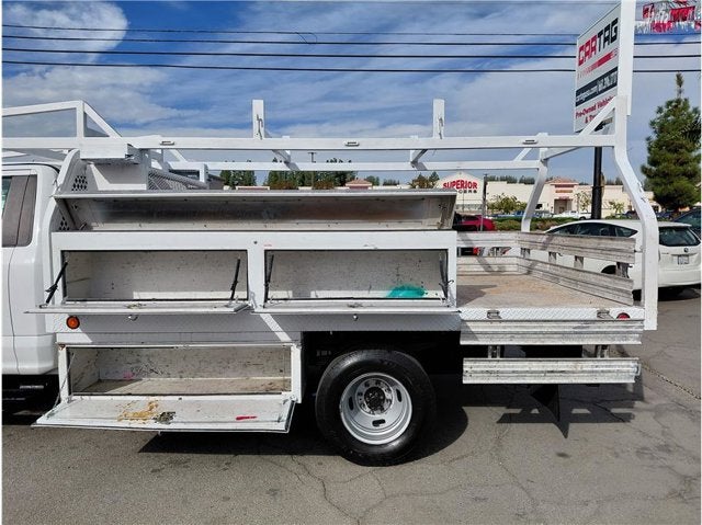 2019 Ford Super Duty F-350 DRW XL Cab & Chassis 2D