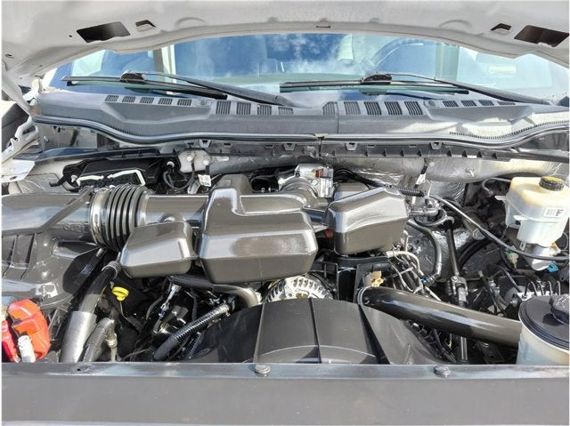 2019 Ford Super Duty F-350 DRW XL Cab & Chassis 2D