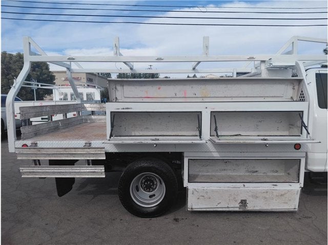 2019 Ford Super Duty F-350 DRW XL Cab & Chassis 2D