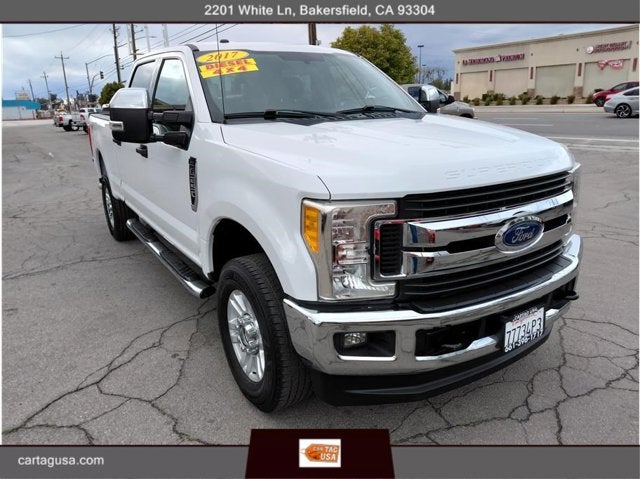 2017 Ford Super Duty F-250 SRW XLT Pickup 4D 6 3/4 ft