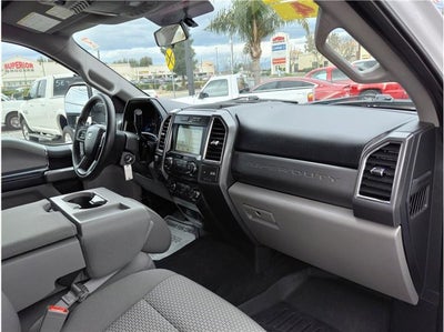 2017 Ford Super Duty F-250 SRW XLT Pickup 4D 6 3/4 ft