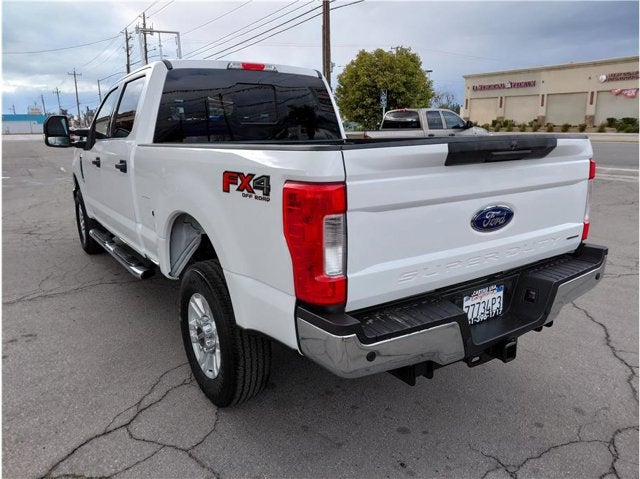 2017 Ford Super Duty F-250 SRW XLT Pickup 4D 6 3/4 ft