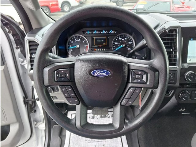 2017 Ford Super Duty F-250 SRW XLT Pickup 4D 6 3/4 ft