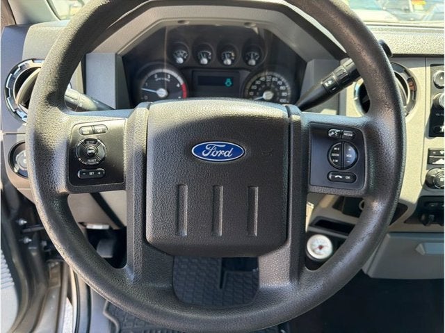 2014 Ford Super Duty F-250 SRW XLT Pickup 4D 6 3/4 ft