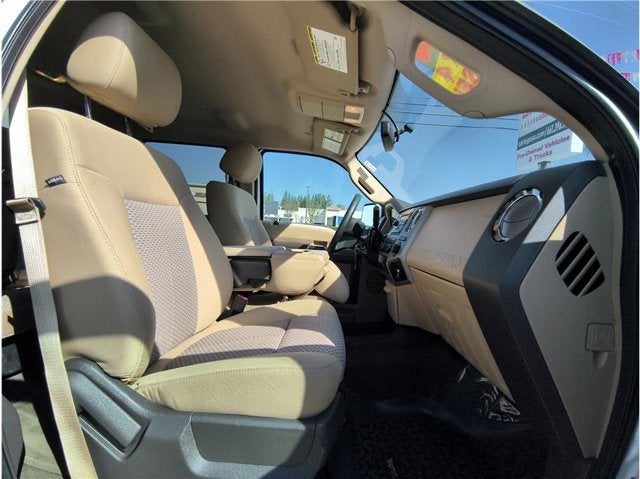 2016 Ford Super Duty F-250 SRW XLT Pickup 4D 6 3/4 ft