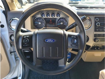 2016 Ford Super Duty F-250 SRW XLT Pickup 4D 6 3/4 ft