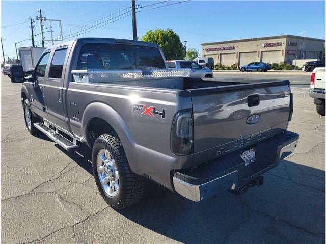 2011 Ford Super Duty F-250 SRW Lariat Pickup 4D 6 3/4 ft
