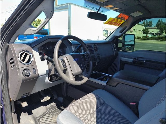 2013 Ford Super Duty F-250 SRW XLT Pickup 4D 6 3/4 ft