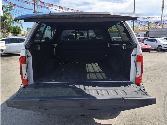 2017 Ford Super Duty F-350 SRW Platinum Pickup 4D 6 3/4 ft