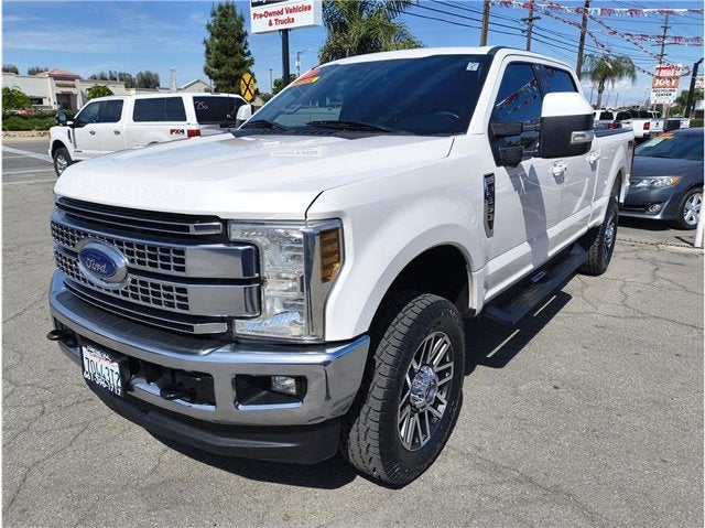 2019 Ford Super Duty F-350 SRW Lariat Pickup 4D 6 3/4 ft