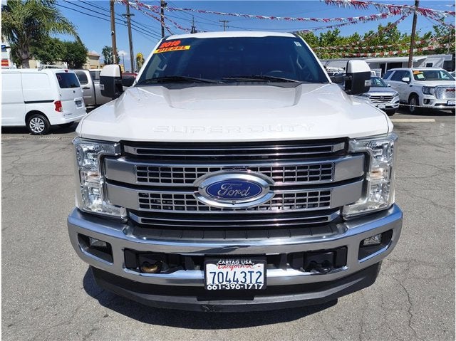 2019 Ford Super Duty F-350 SRW Lariat Pickup 4D 6 3/4 ft