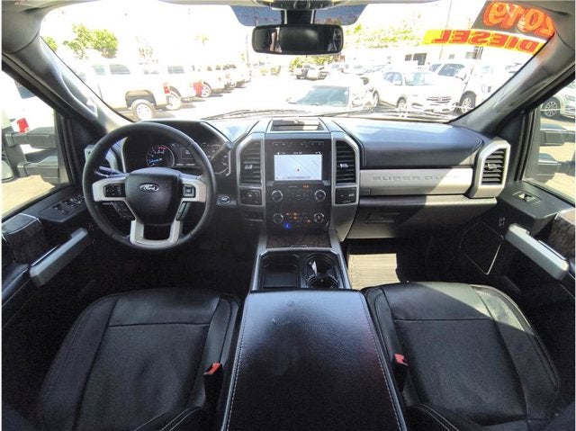 2019 Ford Super Duty F-350 SRW Lariat Pickup 4D 6 3/4 ft