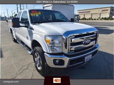 2011 Ford Super Duty F-350 SRW Lariat Pickup 4D 8 ft
