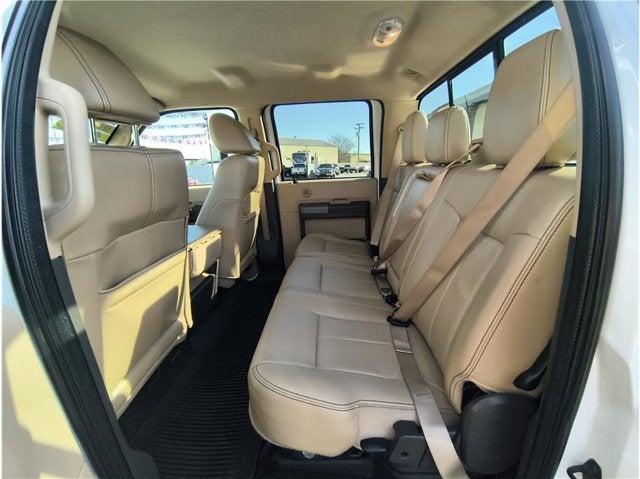 2011 Ford Super Duty F-350 SRW Lariat Pickup 4D 8 ft