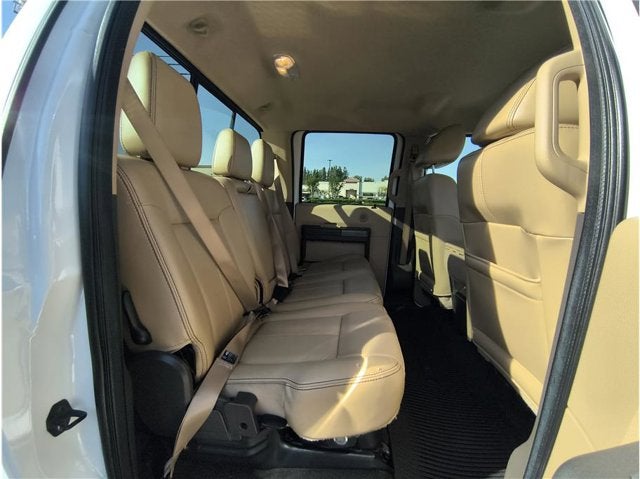 2011 Ford Super Duty F-350 SRW Lariat Pickup 4D 8 ft