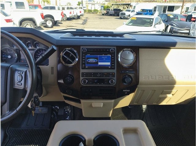 2011 Ford Super Duty F-350 SRW Lariat Pickup 4D 8 ft
