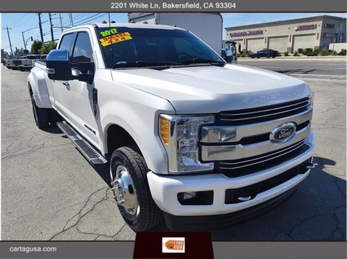 2017 Ford Super Duty F-350 DRW Lariat Pickup 4D 8 ft
