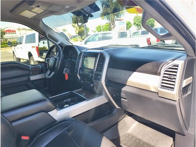 2017 Ford Super Duty F-350 DRW Lariat Pickup 4D 8 ft