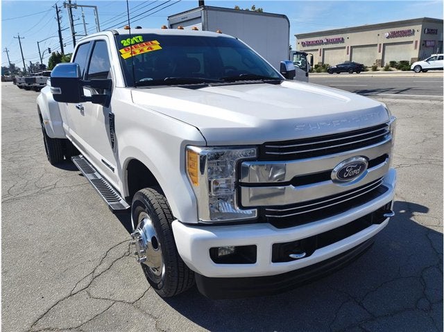 2017 Ford Super Duty F-350 DRW Lariat Pickup 4D 8 ft