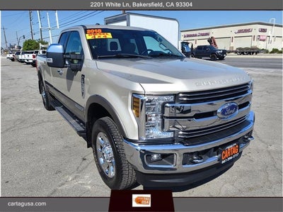 2018 Ford Super Duty F-350 SRW Lariat Pickup 4D 8 ft