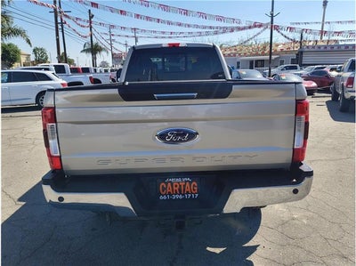 2018 Ford Super Duty F-350 SRW Lariat Pickup 4D 8 ft
