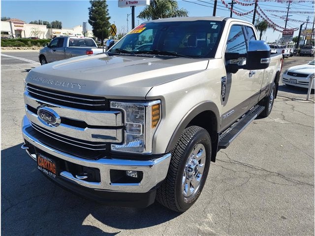 2018 Ford Super Duty F-350 SRW Lariat Pickup 4D 8 ft