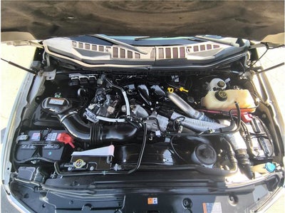 2018 Ford Super Duty F-350 SRW Lariat Pickup 4D 8 ft