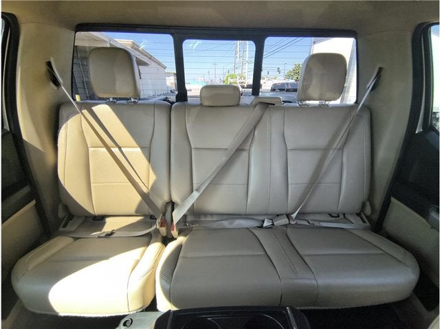 2018 Ford Super Duty F-350 SRW Lariat Pickup 4D 8 ft