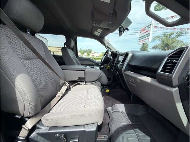 2015 Ford F-150 XLT Pickup 4D 5 1/2 ft