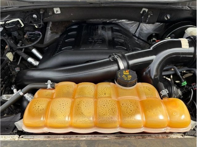 2015 Ford F-150 XLT Pickup 4D 5 1/2 ft