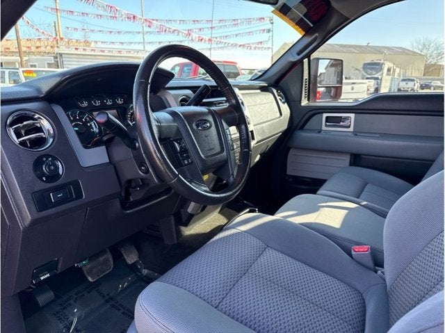 2011 Ford F-150 XLT Pickup 4D 5 1/2 ft