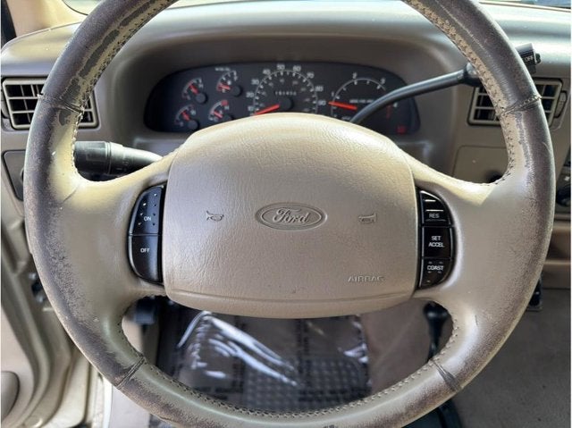 2001 Ford Super Duty F-250 Short Bed