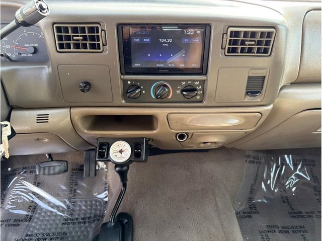 2001 Ford Super Duty F-250 Short Bed