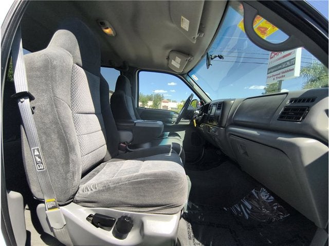 2002 Ford Super Duty F-250 Short Bed