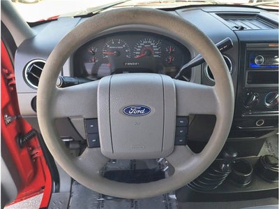 2006 Ford F-150 XLT Pickup 4D 5 1/2 ft