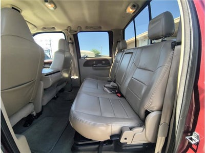 2005 Ford Super Duty F-250 Lariat Pickup 4D 6 3/4 ft