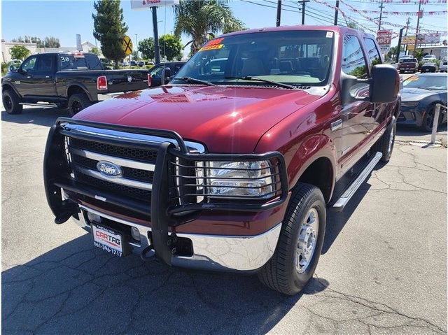2005 Ford Super Duty F-250 Lariat Pickup 4D 6 3/4 ft