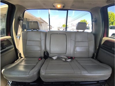2005 Ford Super Duty F-250 Lariat Pickup 4D 6 3/4 ft