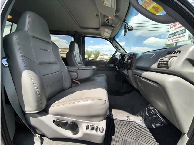 2006 Ford Super Duty F-250 Lariat Pickup 4D 6 3/4 ft