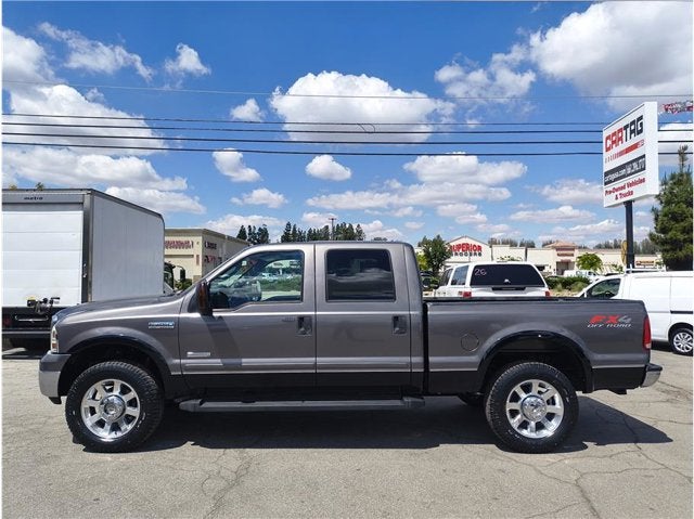 2006 Ford Super Duty F-250 Lariat Pickup 4D 6 3/4 ft