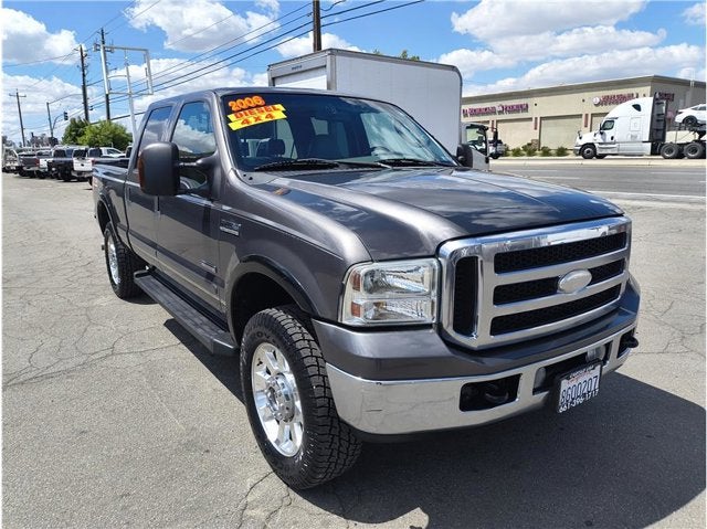 2006 Ford Super Duty F-250 Lariat Pickup 4D 6 3/4 ft