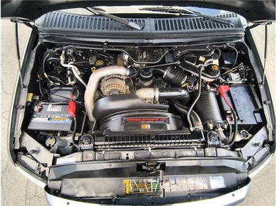 2006 Ford Super Duty F-250 Lariat Pickup 4D 6 3/4 ft