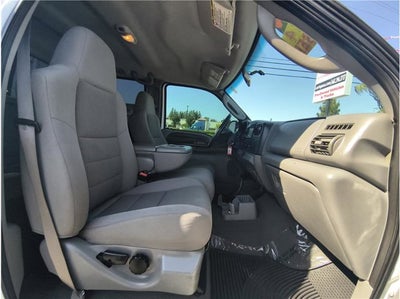 2006 Ford Super Duty F-250 XLT Pickup 4D 8 ft